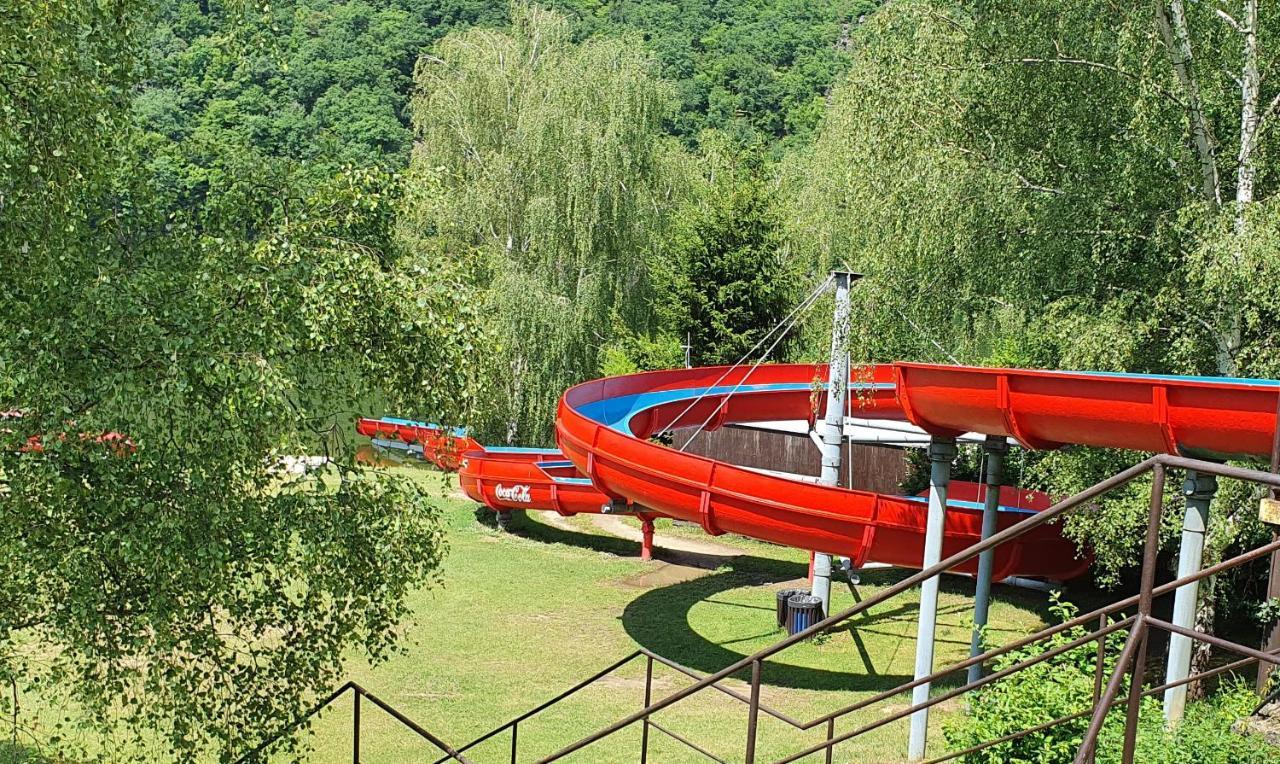 Juniorcamp Nova Zivohost Hotel Krecovice Luaran gambar