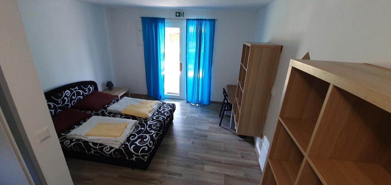 Juniorcamp Nova Zivohost Hotel Krecovice Luaran gambar