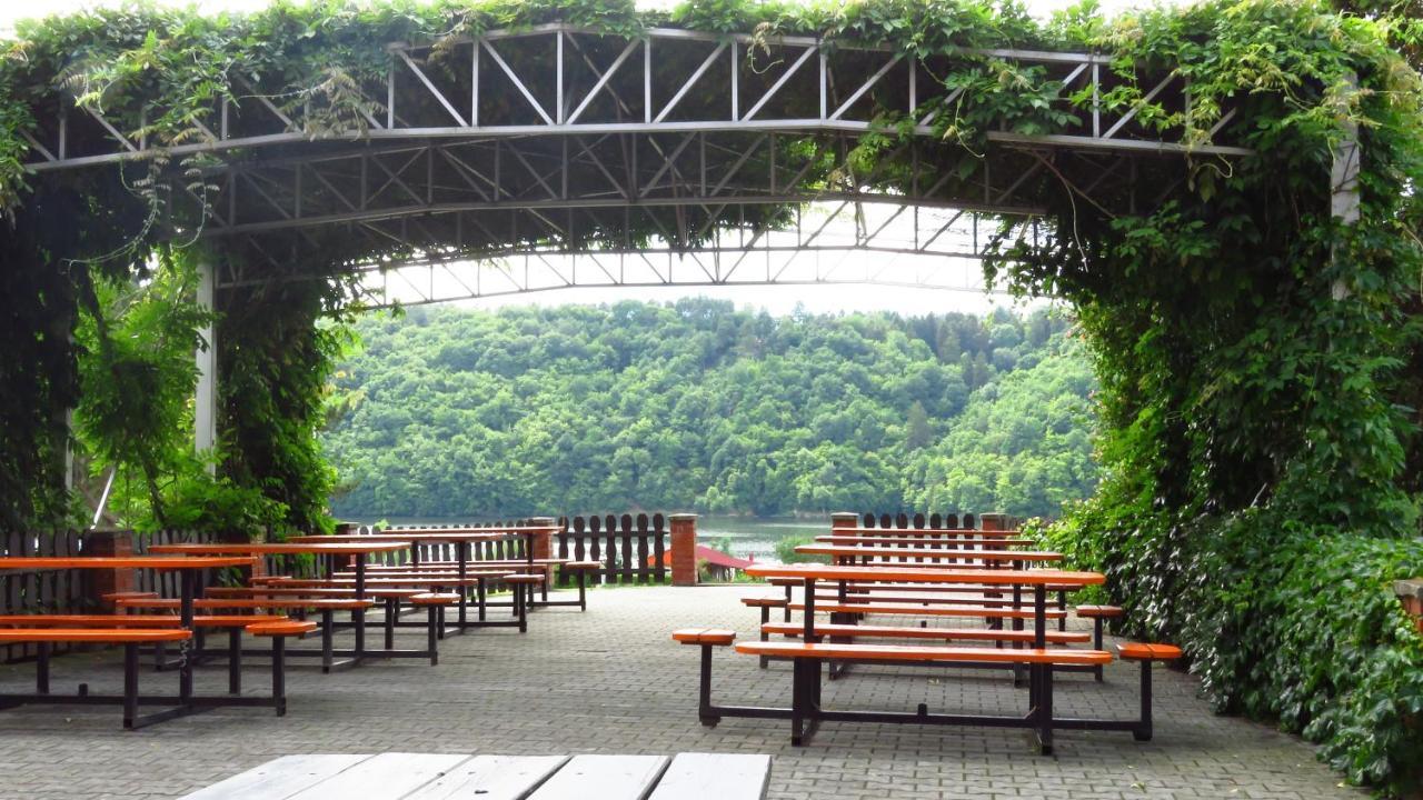 Juniorcamp Nova Zivohost Hotel Krecovice Luaran gambar