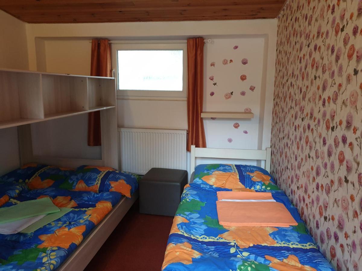 Juniorcamp Nova Zivohost Hotel Krecovice Luaran gambar